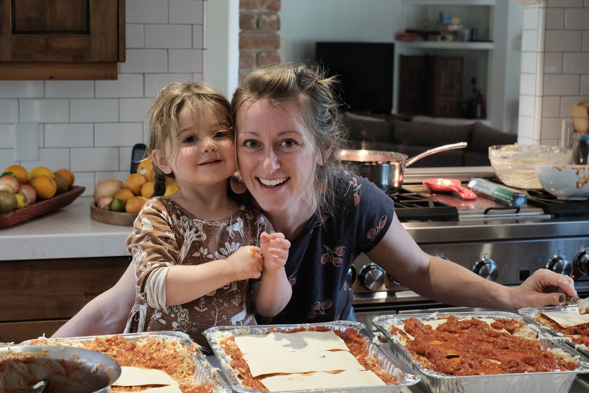 .@rhiannonmenn MBA ’14 set out to help a few local moms and ended up creating an international kindness movement…with lasagna. bit.ly/3Uw29F9 @MITSloanAlumni