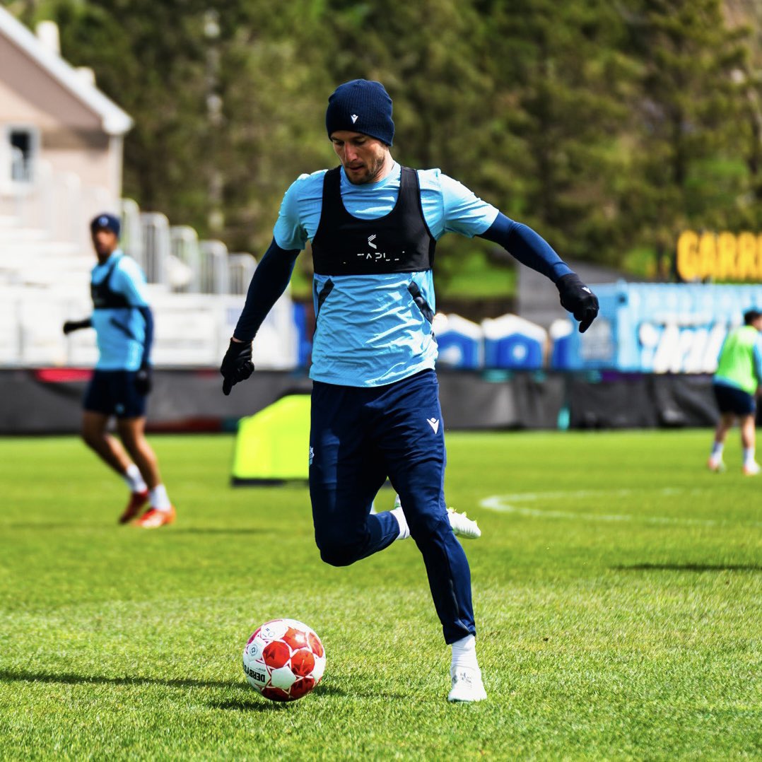 HFXWanderersFC tweet picture