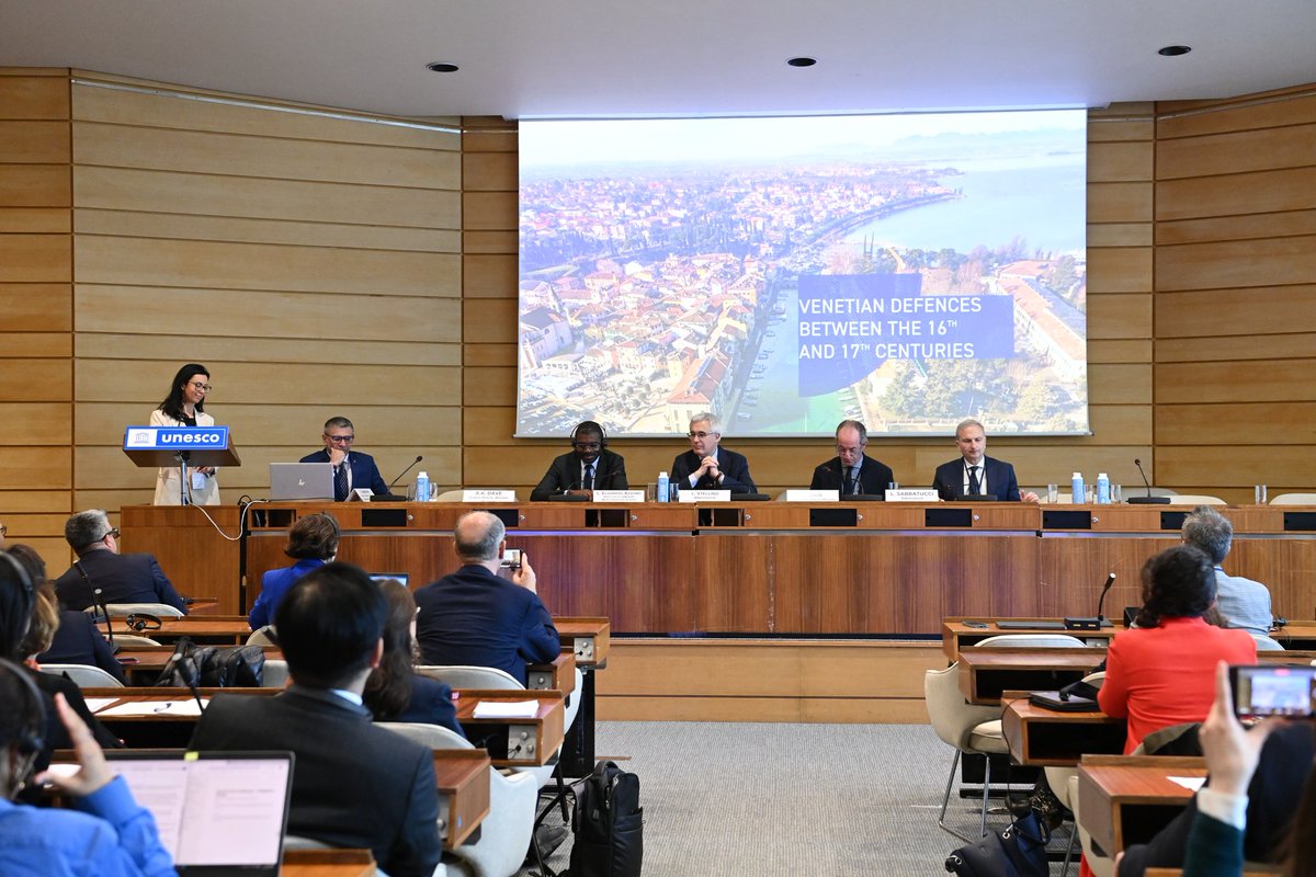 Inspiring presentation of 'VeneTo Stars Challenge' @UNESCO. Young European innovators are invited to use space data to protect cultural heritage. We thank WHC Director @elounasso and distinguished experts from @ESA for their insightful contributions.