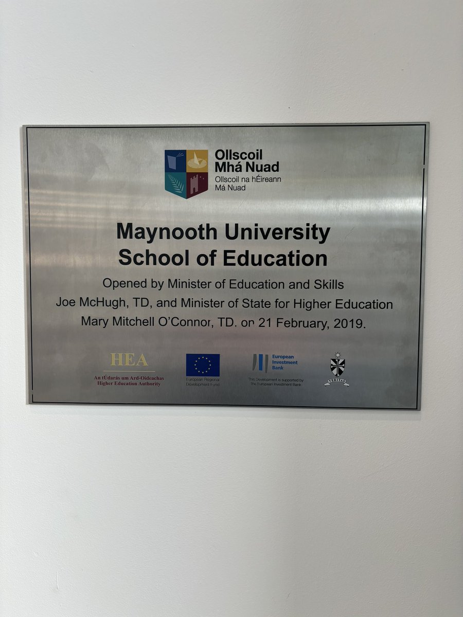 Today marks the end of my first year as Maths Methodology lecturer for PME1 in @MaynoothUni! A fantastic group of PME students to collaborate with throughout the year! I feel very lucky to have been part of their journey! Well done to them on all of their hard work & dedication!