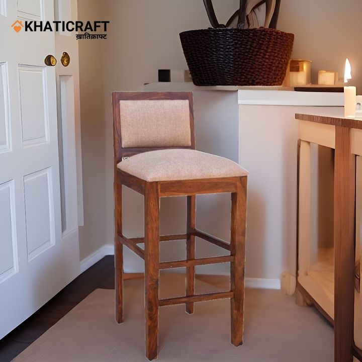 Transform your home bar into a haven of style with this chic bar chair. This Wazi solid wood bar chair is designed to add a touch of sophistication to your home. Get ready to enjoy your favorite cocktails in style. Shop here-zurl.co/pUEw
khaticraft#solidwoodfurniture
