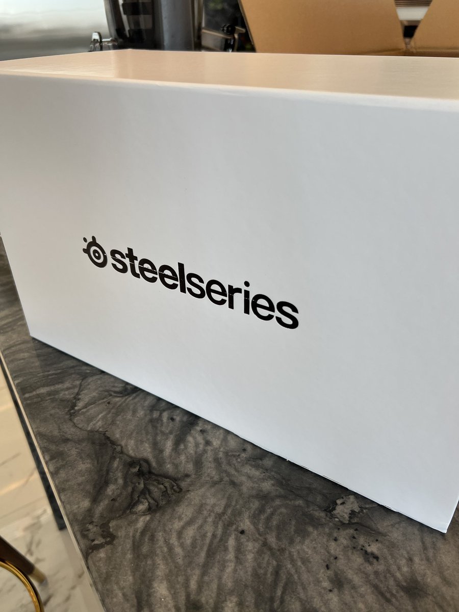 What goodies did @SteelSeries send me 👀 Unboxing on stream after the liquid game. #SteelSeriesPartner Twitch.tv/fl0m