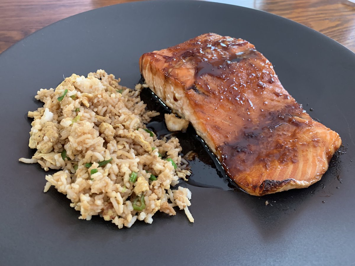 AtlantisCooking's tweet image. Honey Garlic Soy Glazed Salmon with Fried Rice