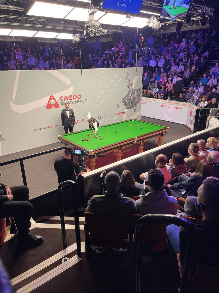 potterssnooker's tweet photo. Good luck Dave  🚜 resuming tonight 7pm leading 7-1 over Stephen Maguire #justcueit https://t.co/9ldZSP5MnD