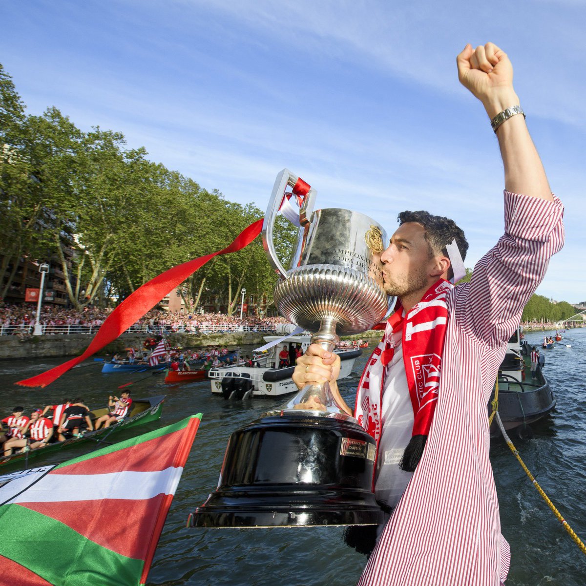 OOHHH ABRIL 🥹🥹