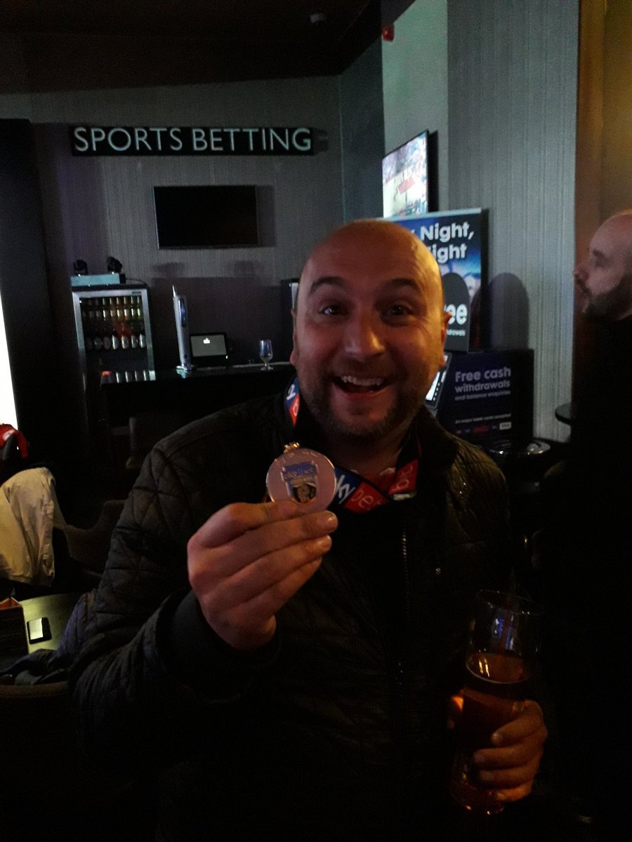 @KevinSCrowe @abers1 @joelhanley @AndrewBonningt4 @LutonTown @PellyRuddock @Darwen88 @door_2_door @OFalafel @J_Kaas @markstephenson2 And then on to the casino…