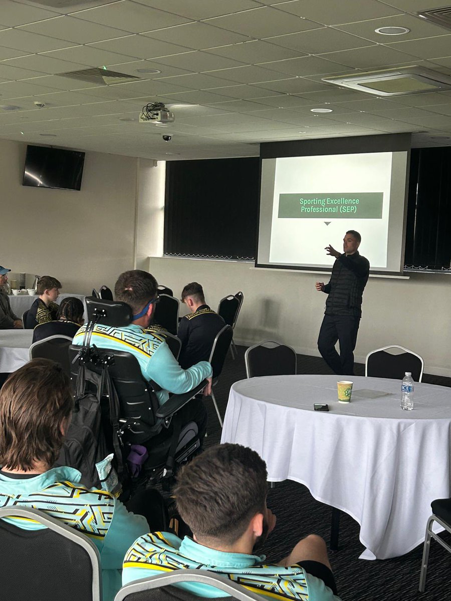 Burton Albion FC Academy tweet media