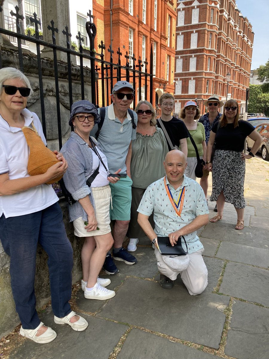 We’re actually due to see the 🌞 this bank hoilday weekend! 😀. So why not join me on a walking tour - Saturday is Chelsea and Sunday is Whitehall. You can find all the details @Guided_Walks Book 👇🏿👇🏿👇🏿 londonguidedwalks.co.uk/guide/dr-steph…