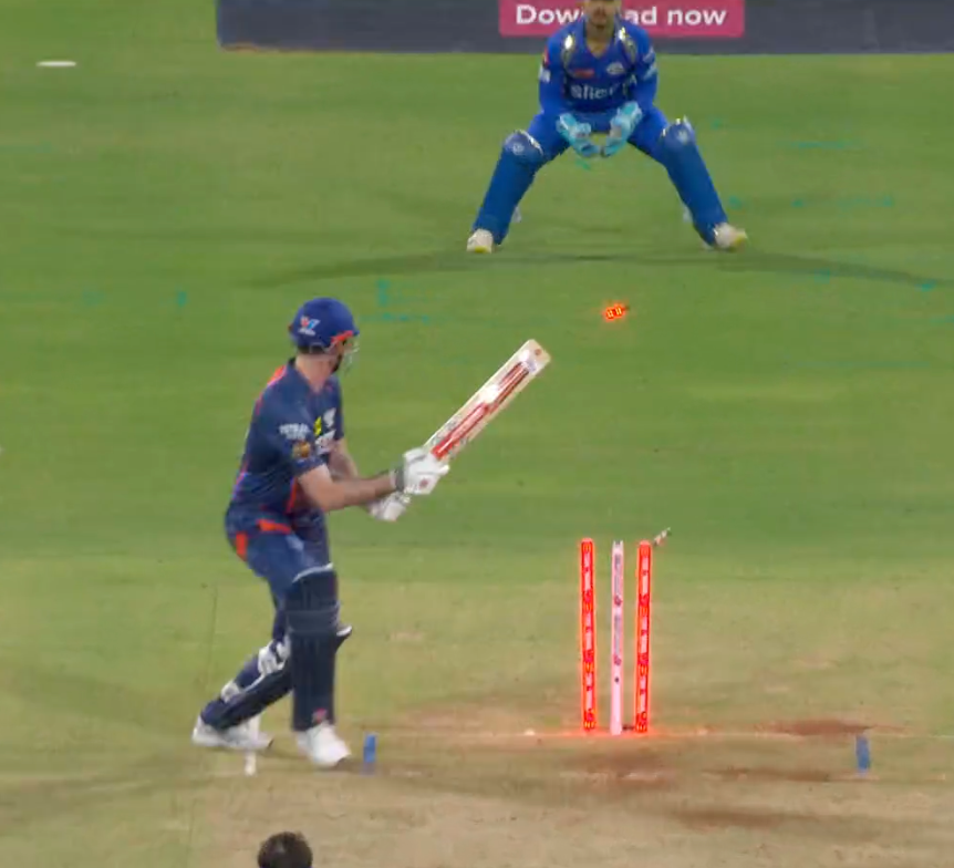 Gerald Coetzee cleans up Ashton Turner. Can MI turn the table? 📸: Jio Cinema #IPL2024 #LSGvsMI