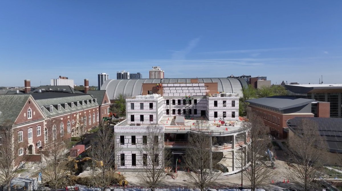 We're enjoying beautiful, clear skies on this final day in April ☀️ Only 8 months before we begin moving into Steven S. Wymer Hall.