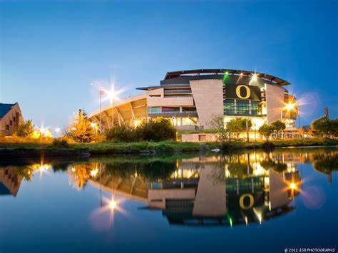 Excited to have been offered by @oregonfootball today! Thanks to @CoachWillStein @105CoachTerry @CoachDanLanning #GoDucks 🦆 @bbasil01 @KaneHardin_ @CoachxSalinas @JagFootball @CoachMacsOLine @BlueChipOL