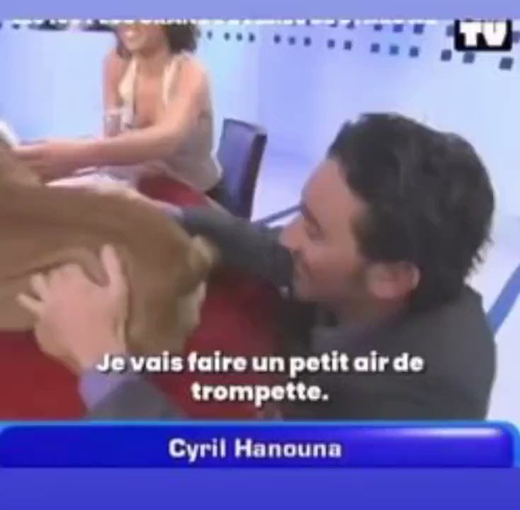 Selon @Cyrilhanouna la racailleinculte, @gillesverdez a le même trou du cul que...le chien dans lequel il avait joué de la trompette! #PAFAVECBABA
#tpmp