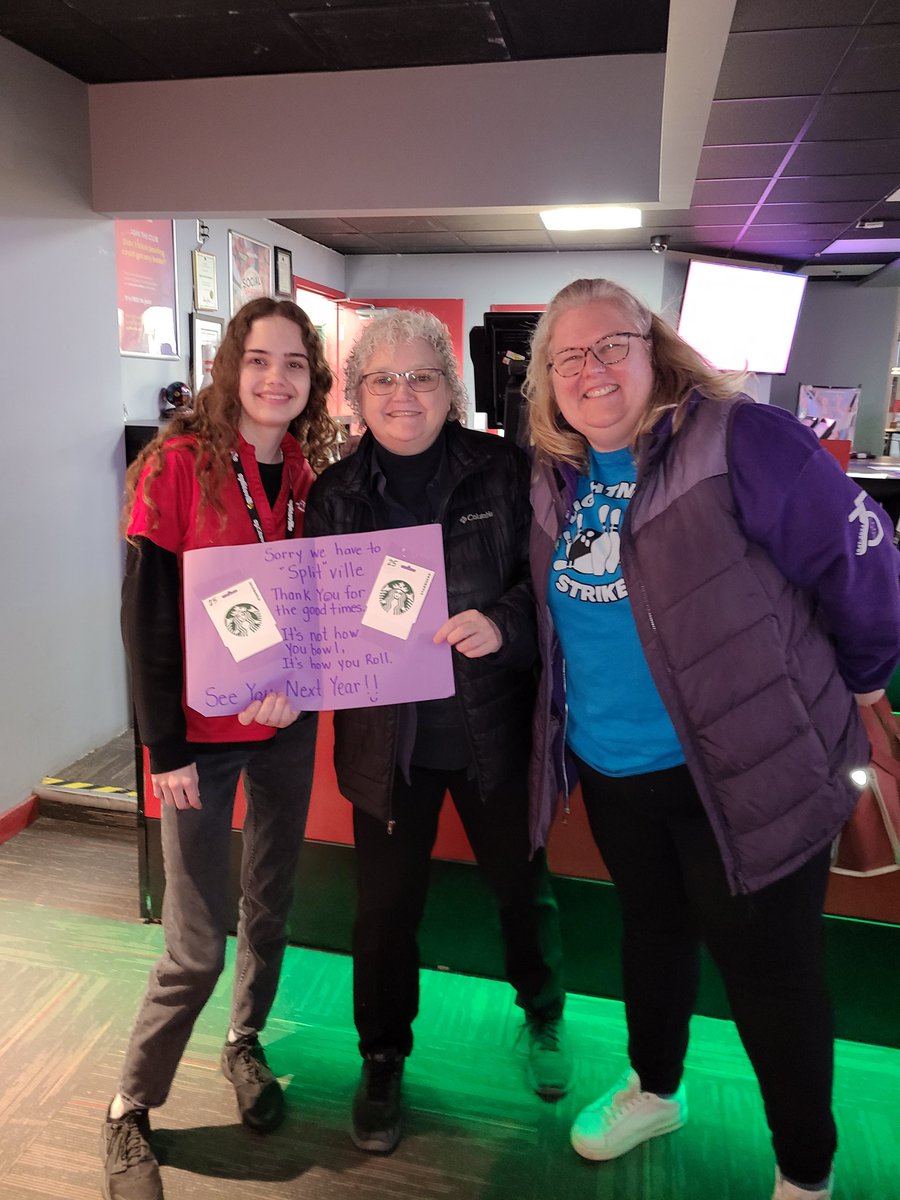 Very thankful that we we able to participate in the Bottos Bowling Leauge this year. Our amazing students always look forward to participating. Thank you @Splitsville_Ent Woodbridge, TCDSB Transportation, and all the MEDD ISP staff for making bowling a success!