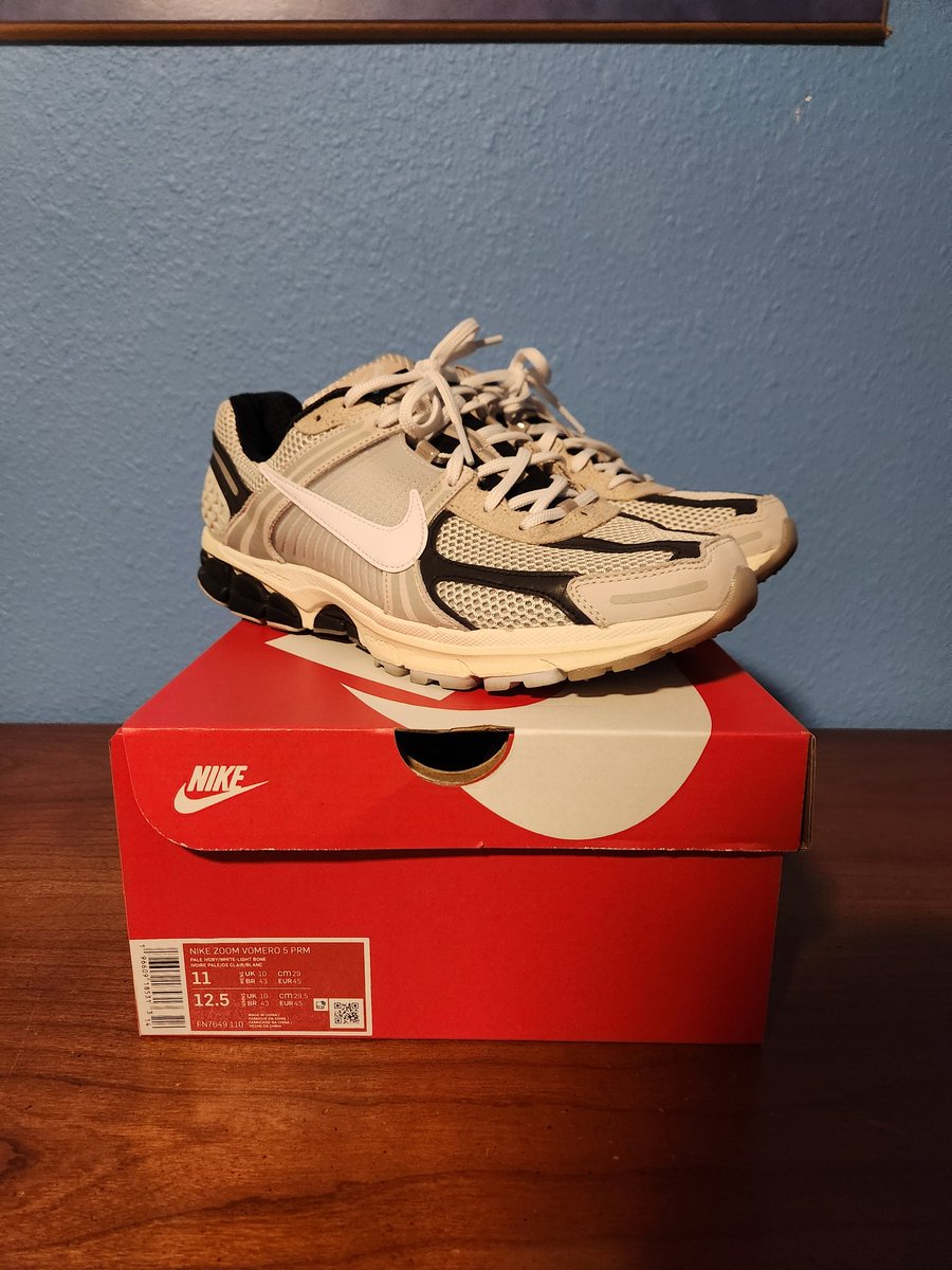 Lightly Worn
Size 11
$275 Shipped
Trades Welcome