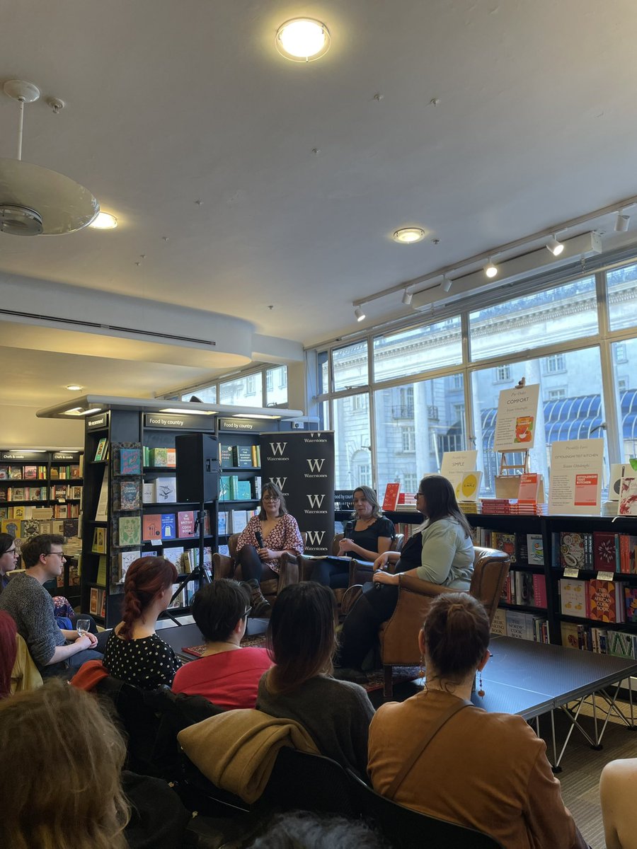 A wonderful evening discussing mythology through a feminist lens with @nikkimarmery, @LauraShepperson and Phoenicia Rogerson.