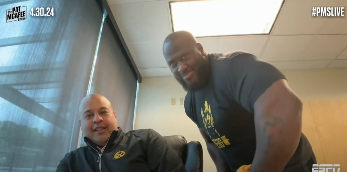 James Harrison just walked into Omar Khan's office during his interview on the Pat McAfee show lol