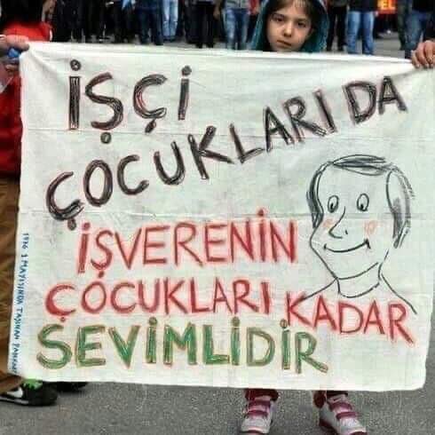 Bizim çocukLarımızda güzeL gıdaLar tüketip şık giysiLer giymeyi hatta ve hatta 5 yıLdızLı oteLLerde tatiL yapmayı hak etmiyorLar mı..!

#Sendikalarkanunu #1MayısVergideGelirdeAdalet