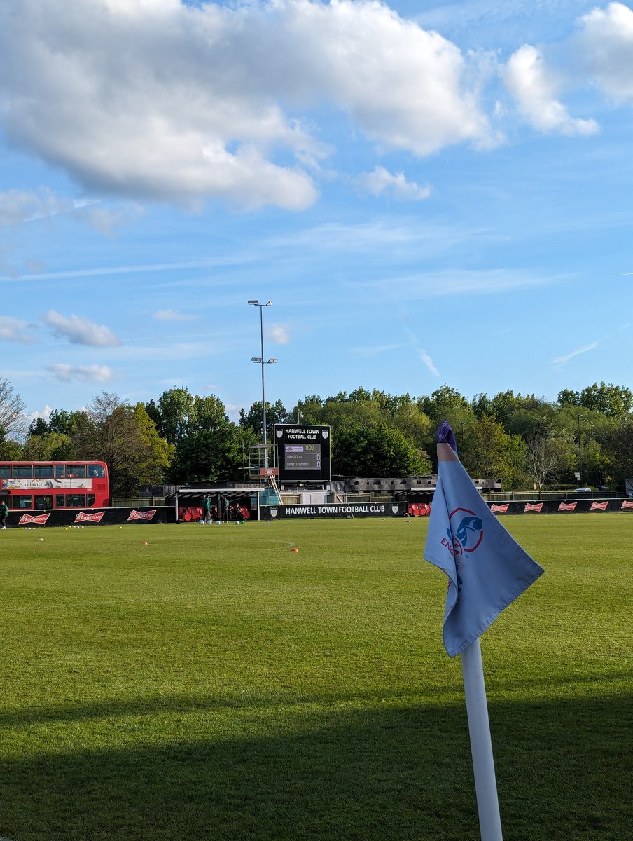 It's a beautiful 🌞, slight breezy, 17 degrees evening in West London at The Powerday Stadium as @WWYFC U16 take on @NorthwoodFC U16 in the @middxfa Graham Rigby Cup Final. 🍀🪵 #UpTheWoods