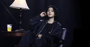 Loved seeing him perform this live! 😎🎶💜

Thank you for playing 'SDL' by #AgustD 
(#Suga of @BTS_twt) 

I’m listening to Host/Dj: Gina Alexander
@dhymemond82 on @gschilllounge
for @BFFdotFM

#gschilllounge #bayarea #radioshow