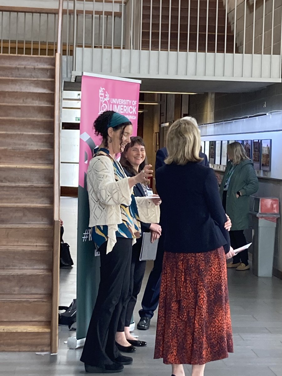 Thrilled today we launched Ireland's first specialist #ParticipatoryHealthResearch Unit in @MedicineAtUL co-directed by @macfarlane_anne @helenphelan18 with interdisciplinary @HRI_UL members across @UL. Lovely launch speeches from VP @UL_Research & VP @UL_Engage #ResearchWeek24
