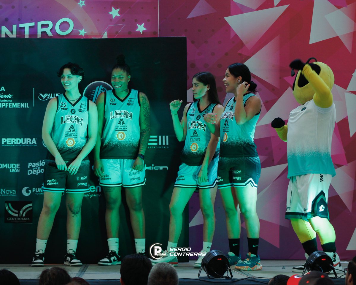 #GaleriaPorEllas 📸 por Sergio Contreras 

- El pasado domingo @Abejasdeleonfem presentó sus nuevos uniformes para la Temporada 2024 de la @LNBPFEMENIL 

Aquí las postales del evento :

📸 : facebook.com/media/set/?van…