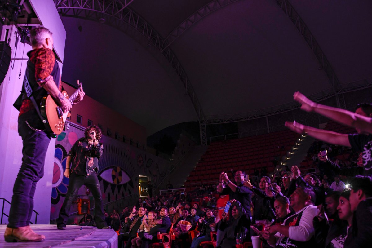 El 27 de abril el @teatroquimera vibró al ritmo del rock mexicano con la presentación de #Metamorfeame, la banda tributo a #Jaguares y #Caifanes en su concierto 'La Reencarnación del Jaguar'; además del homenaje a #HéroesDelSilencio. (Fotos #ArturoRosales) acortar.link/8rzcwG