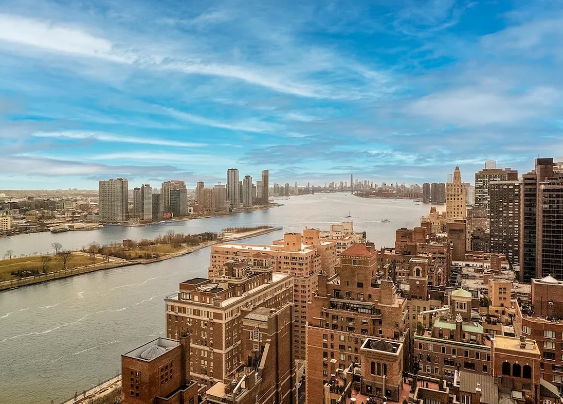 Congratulations to my dear friends Jason and Ella on your new NYC apartment with stunning river views in iconic Sutton Place! 

Wishing you endless joy and unforgettable moments in your fabulous new home.