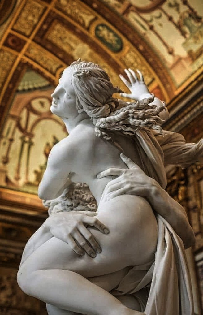 ¿Cómo convertir el mármol en carne? 'Rapto de Proserpina' (1622), esta genialidad es obra de Gian Lorenzo Bernini. La escultura fue realizada en mármol de Carrara y alcanza los 2,25 metros. Actualmente se conserva en la Galería Borghese (Roma) #FelizMartes #art #photography