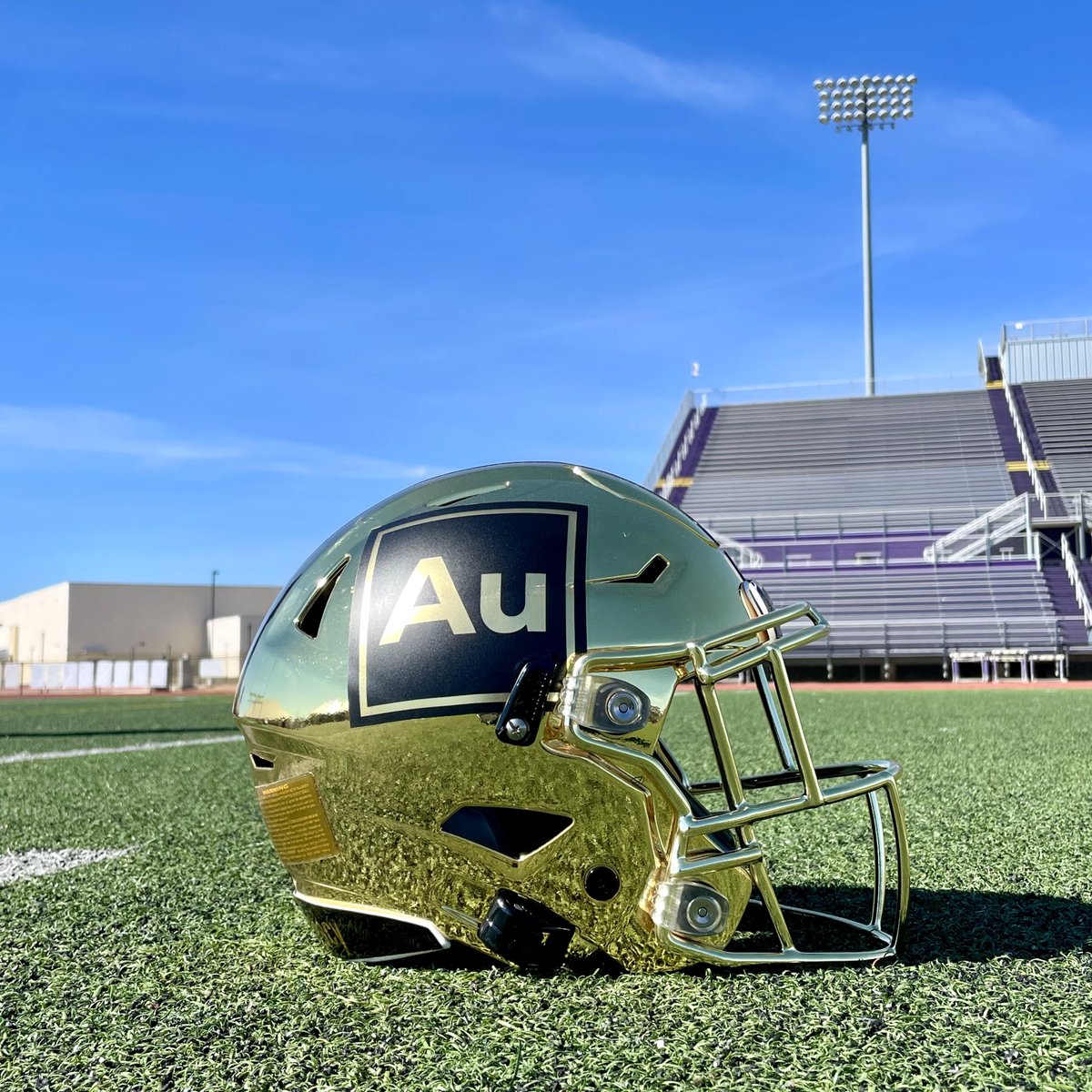 Thinking about ordering decals? We have a 6-8 day production time right now, which means there’s plenty of time to get game-stopping decals for your winning season look. Get started with a quote request today! #Au #CustomizeYourLegacy