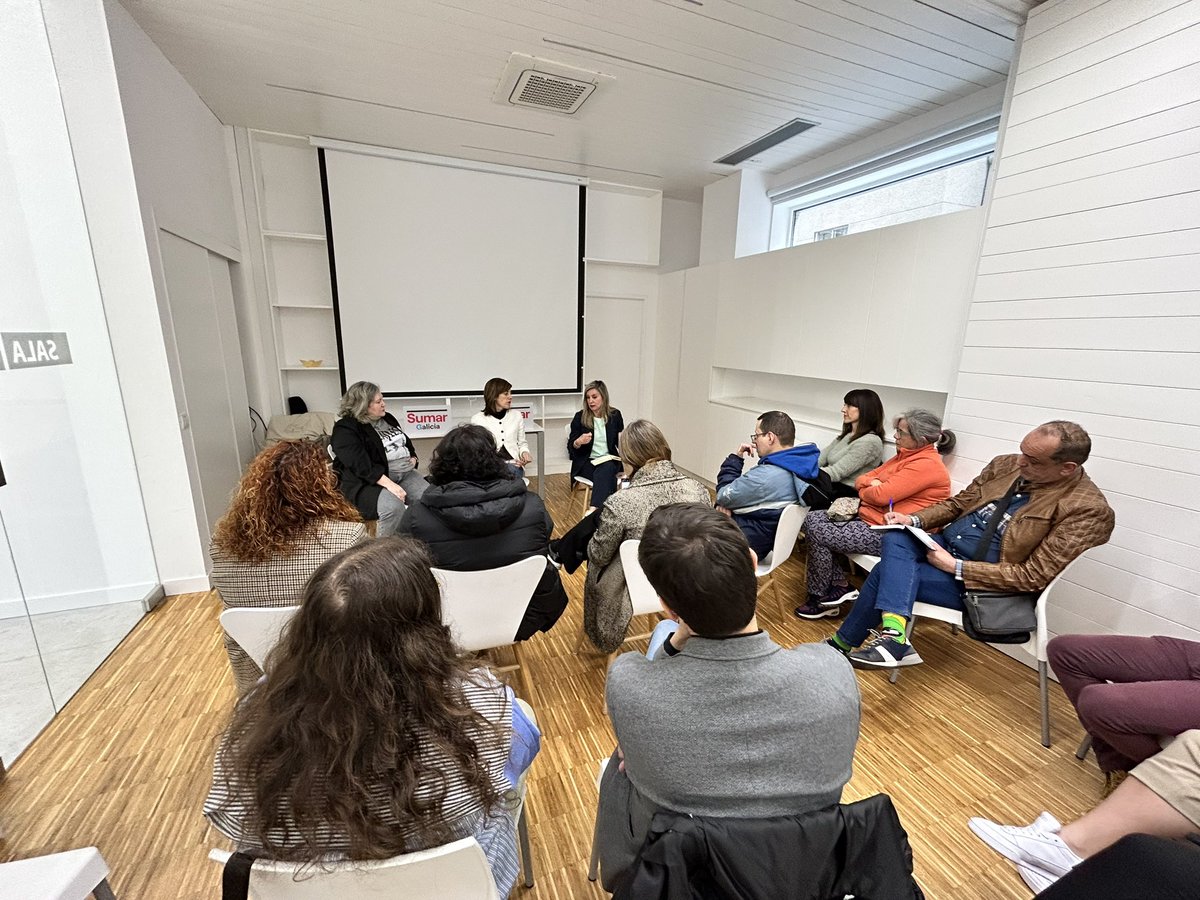 Na véspera do Primeiro de Maio, conversamos sobre dereitos laborais con perspectiva feminista. ➕ Con @MLoisgonzalez, @m_barbero e @sandraamezaga, de @MulleresSalgada. Queremos ampliar dereitos e poñer as mulleres traballadoras no centro.