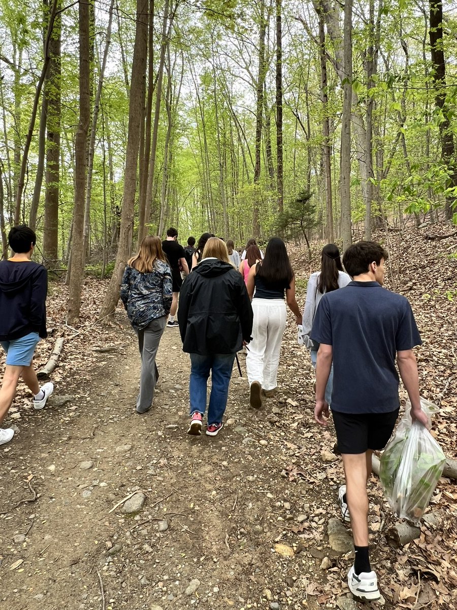 Student Faculty Congress grade groups organized events for Earth Week- today included a hike to Silver Lake, looking for invasive species, during lunch. Thank you SFC!