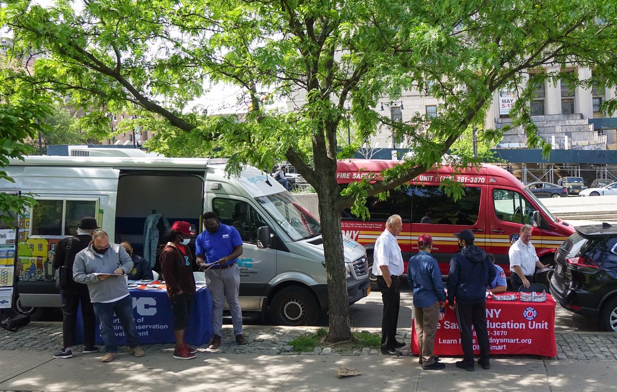 Our outreach van is out and about for HPD In Your District! Stop by to learn more about the Housing Connect process, how to file a housing complaint, how to remedy a violation, and so much more. Find out when your Council Member is hosting: nyc.gov/hpdevents
