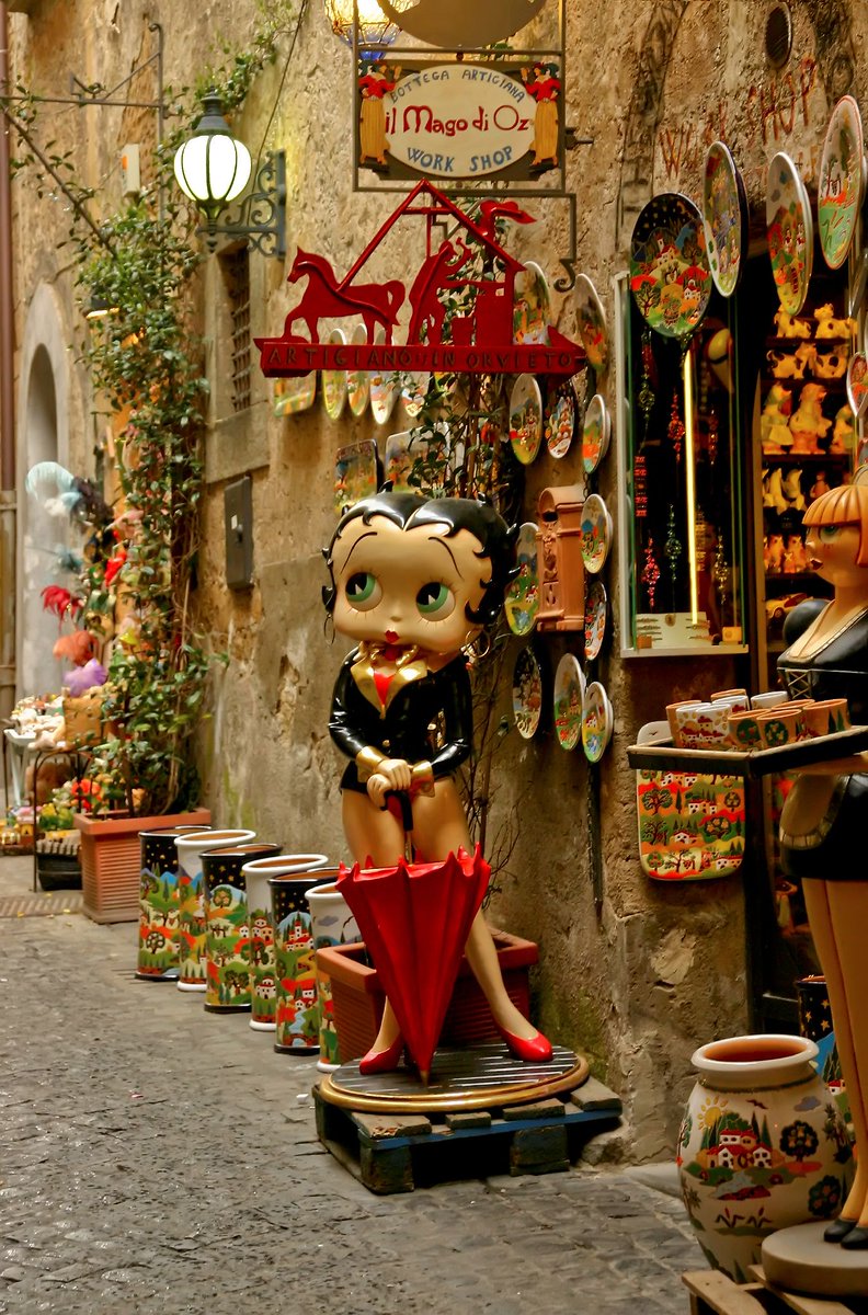 A street scene in Orvieto, Italy.
📷 Al Morrison/Flickr