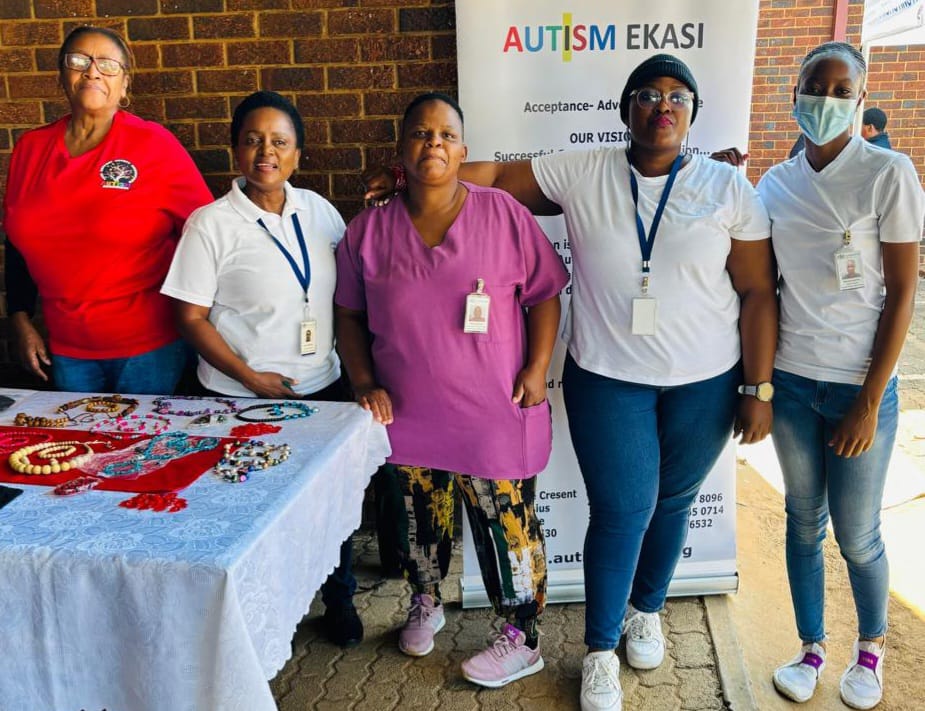[Today]  Bophelong Clinic in Atteridgeville commemorated Autism Awareness Day. Mental health team used this time to promote the understanding, acceptance, and support for individuals on the autism spectrum. 

#AsibeHealthyGP
#ChekaImpilo
#WorldAutismAwarenessDay