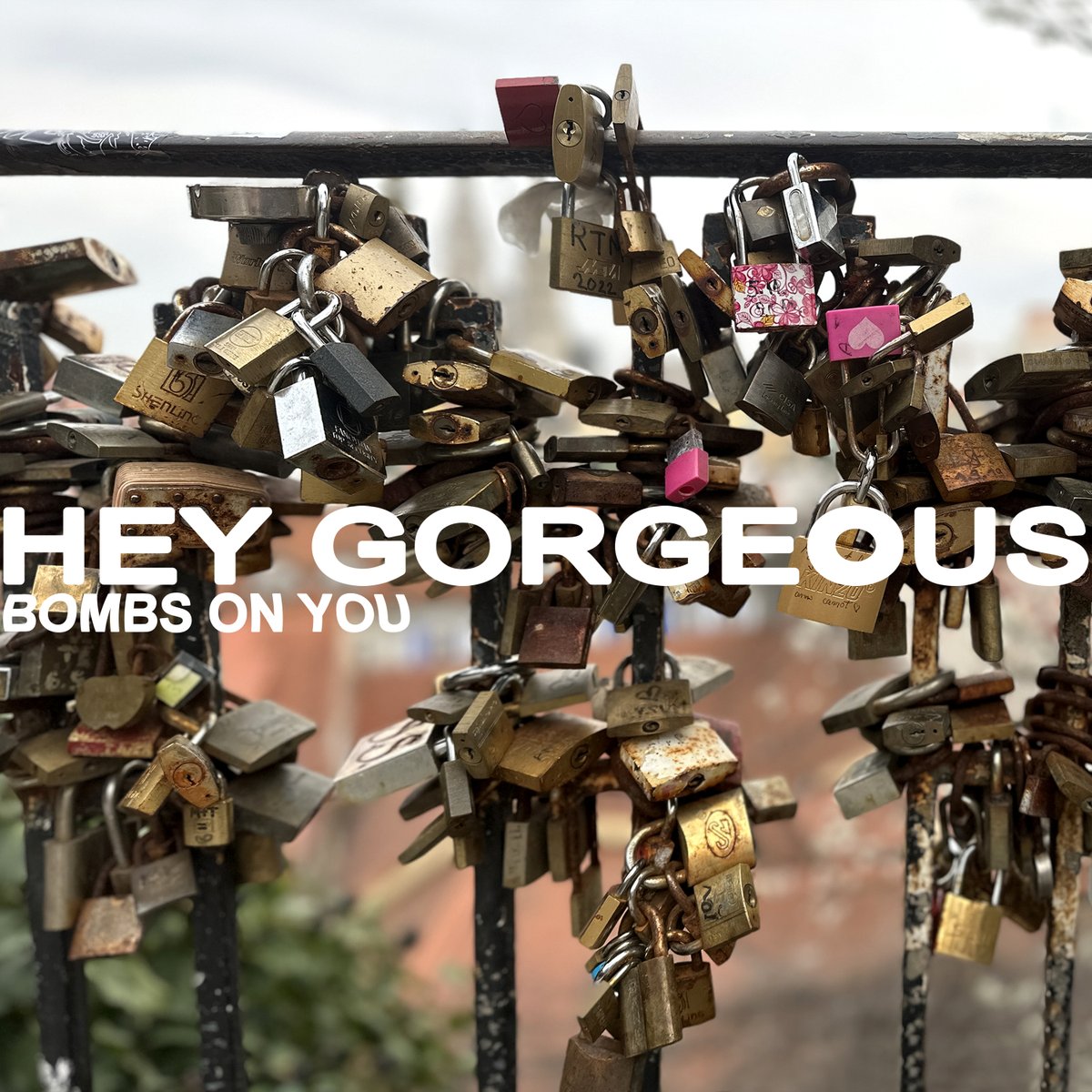 Discover Bombs On You by Hey Gorgeous 
LINK-> youtube.com/watch?v=FeNbhQ… 
via @HeyGroover #GrooverEffect