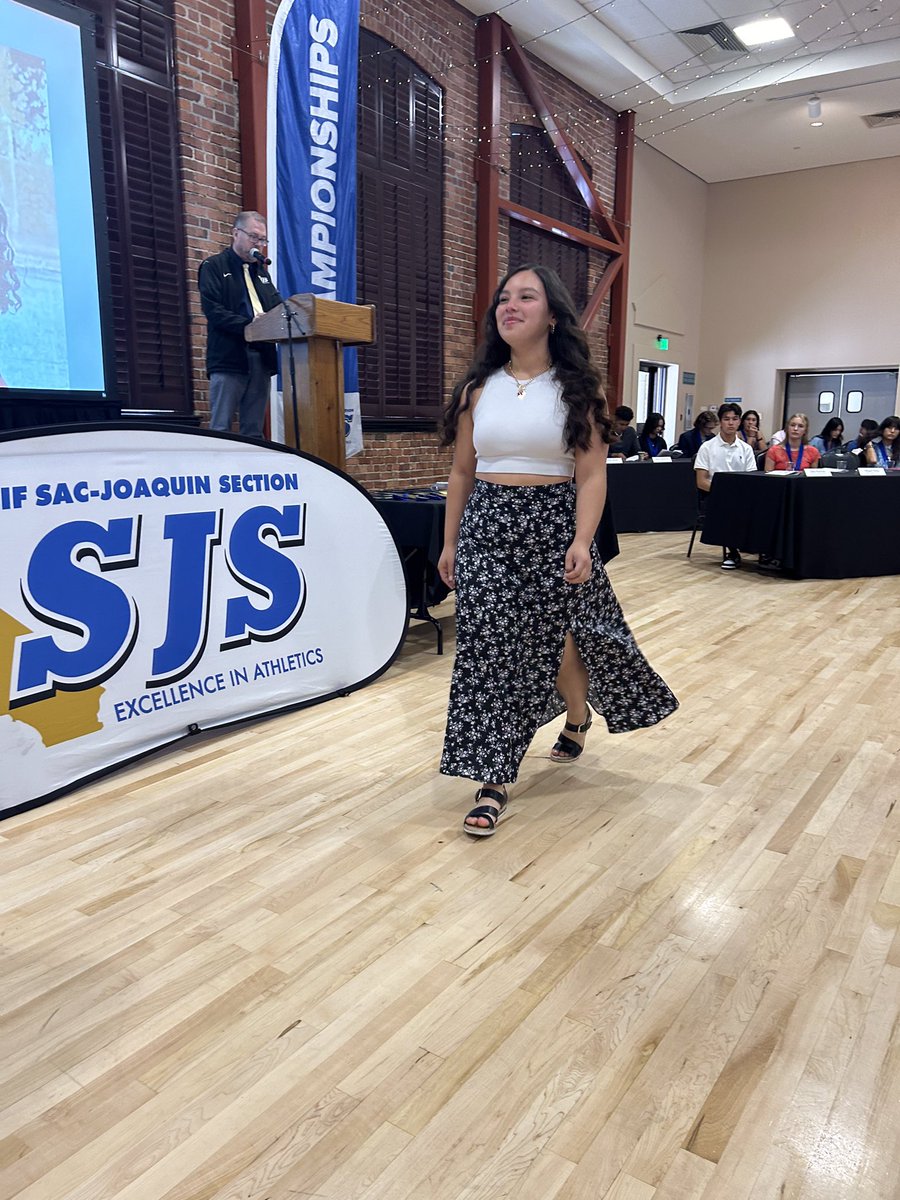 Congrats to Nighthawk Viviana Valadez for receiving a CIFSJS Dale Lacky Scholarship Award. Great job, Viviana! #NHSNighthawkPride