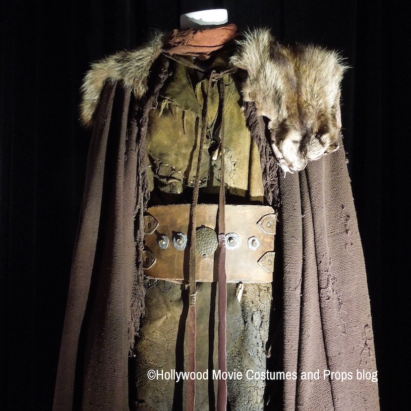 Celebrate #JamieDornan's birthday with his Huntsman costume from TV's #OnceUponATime on display
tinyurl.com/2a6wt7w5