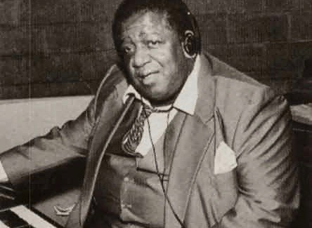 REMEMBERING...Richard 'Groove' Holmes on his BIRTHDAY! 'HITTIN' THE JUG'. To check out music/video links & discover more about his musical legacy, click here: wbssmedia.com/artists/detail… #SOULTALK #LONDON