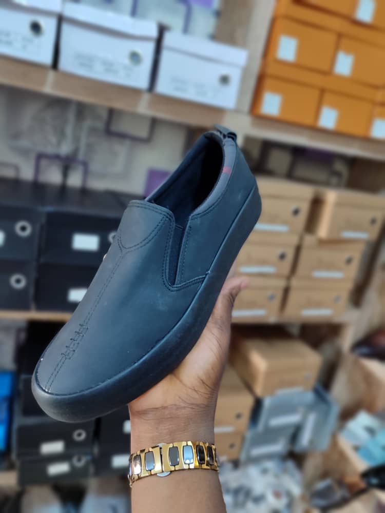 H Z B Sneakers Quality 💯 41↔️46 🏷N13,500 📍Kaduna