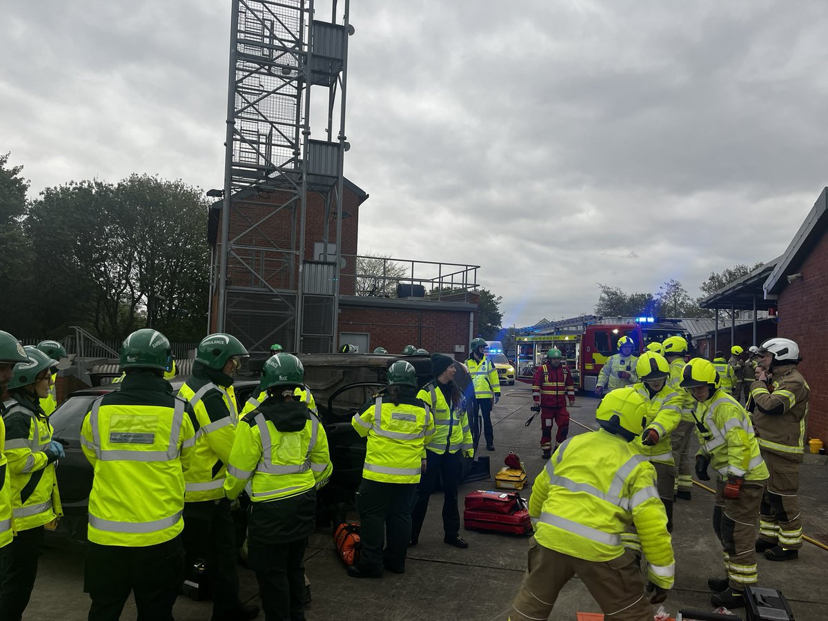 benthepara's tweet image. Things are getting heated…..@LowestoftSouth  @EastEnglandAmb