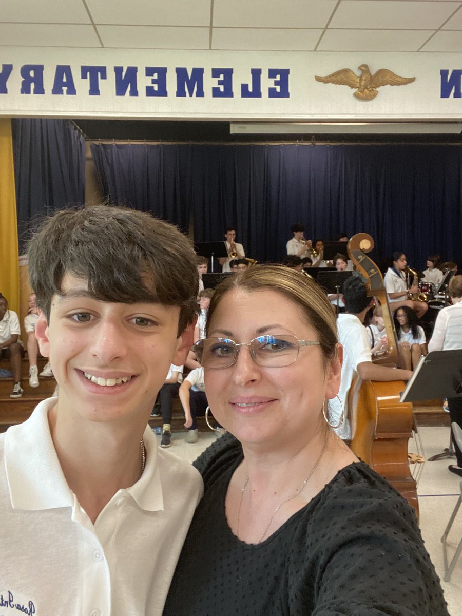 When your son & his school come to perform where you teach! #soproud
@RIMSMusic 
@HMES_CHPS