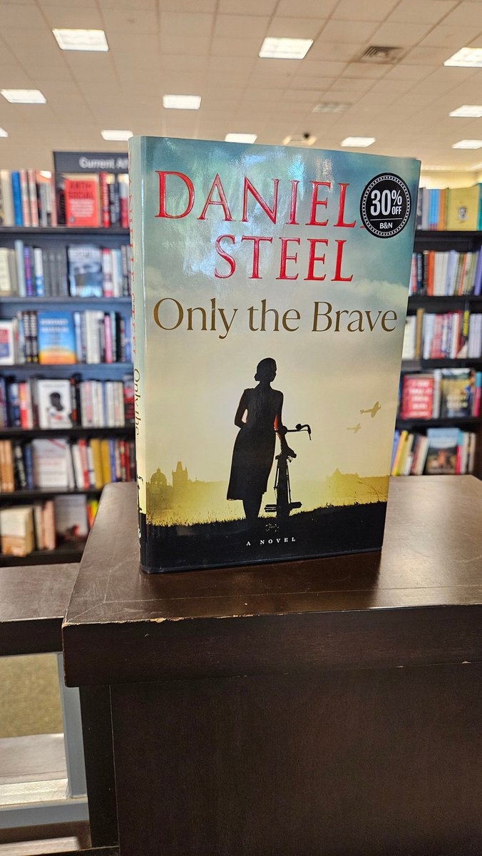 New today from @daniellesteel, Only the Brave, historical fiction at it's best from a master Storyteller.  This book vividly captures the devastating effects of war along with moments of compassion and courage. #NewReleases #HistoricalFiction