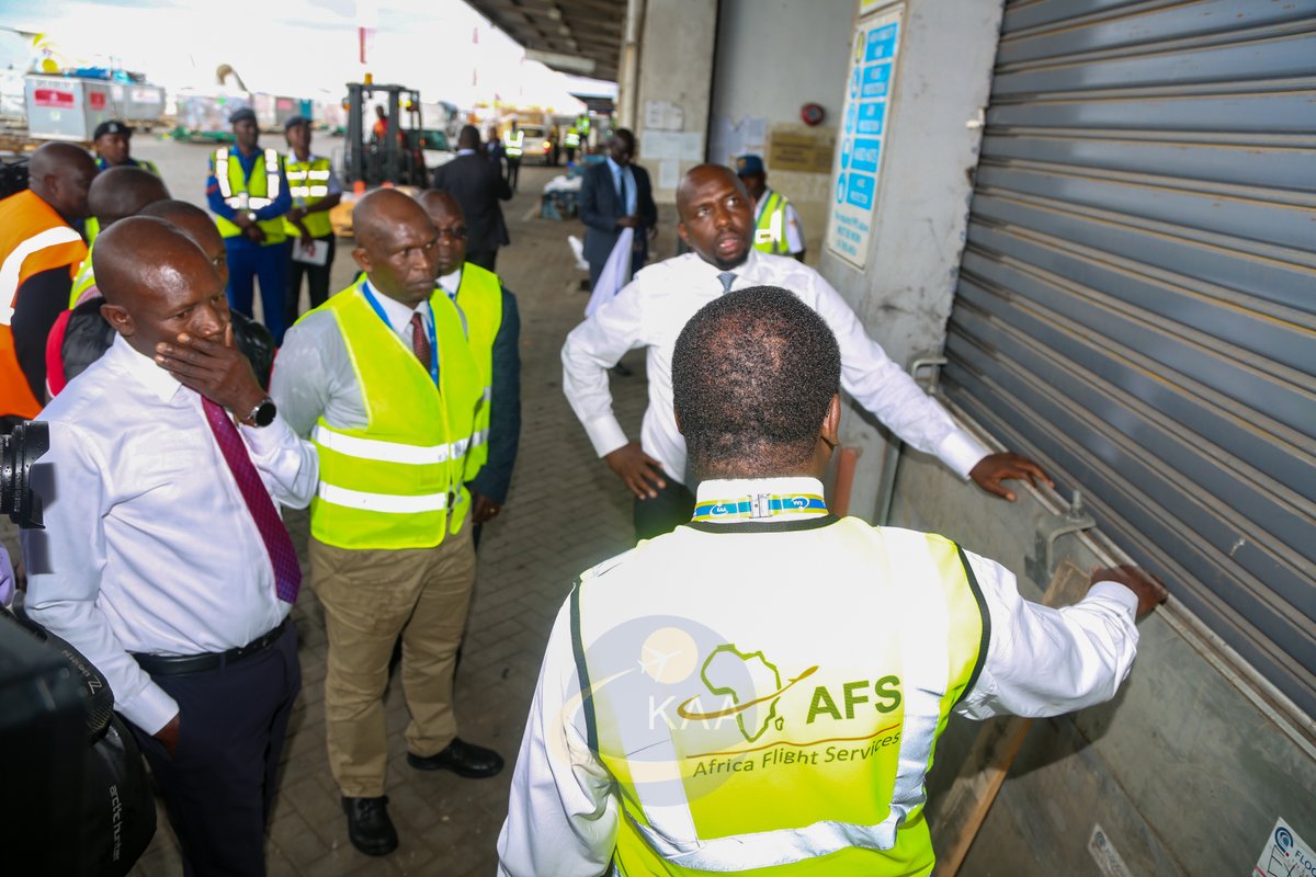 3/6: During the visit, the CS also took the opportunity to tour the Swissport and Africa Flight Services (AFS) Transit Sheds within the airport's Cargo Section. These areas had been affected by flooding following heavy rains over the weekend.