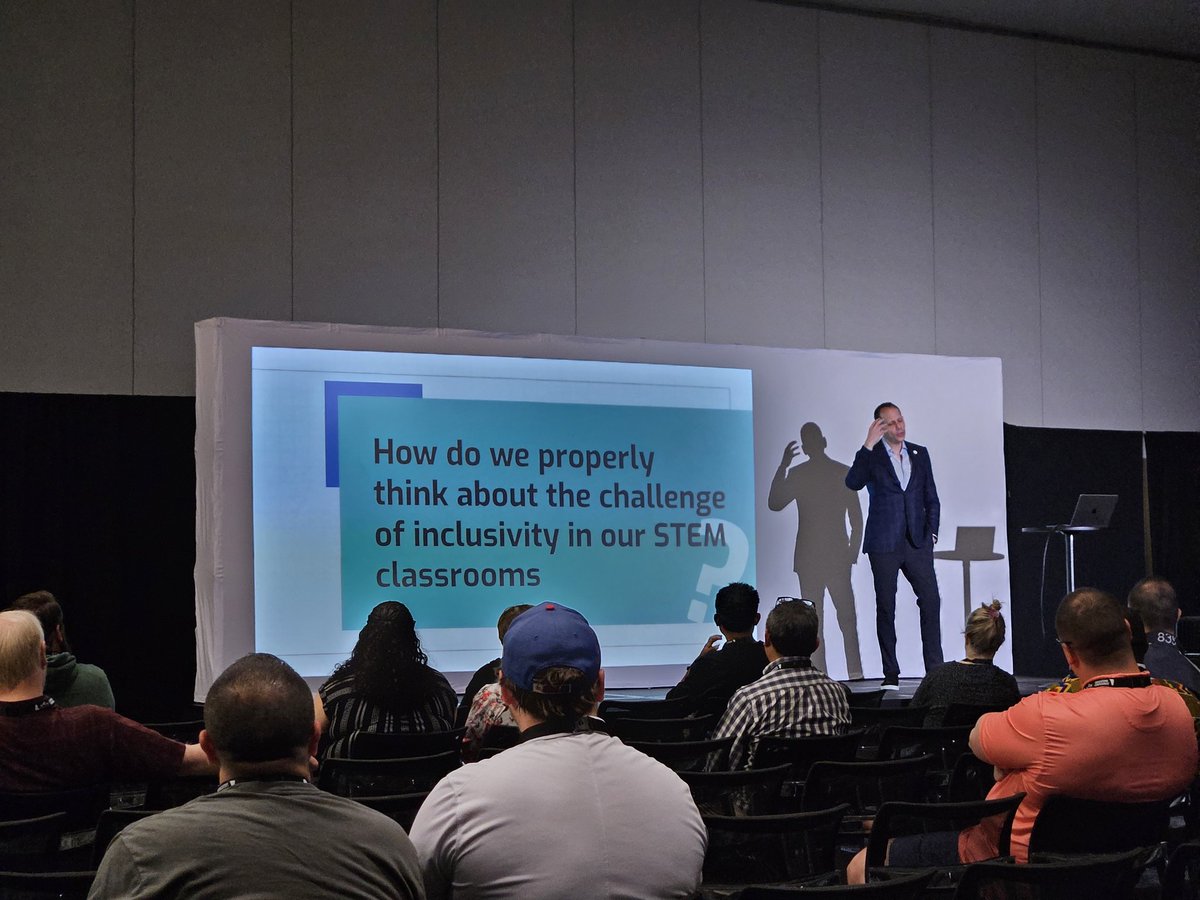 MrCortezRobotic's tweet image. Amazing presentations from two great mentors, educator&apos;s and friends. #VexEducatorsConference