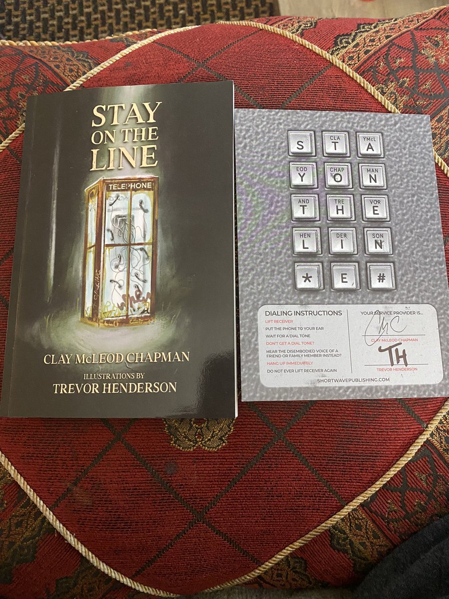 @JonathanJanz and @claymcleod in the same mailbox!? That things definitely haunted now! Thank you to @ShortwaveBooks, @AlanDistro & @CemeteryDance! Pictured: Children of the Dark 2: The Night Flyers & Stay on the Line