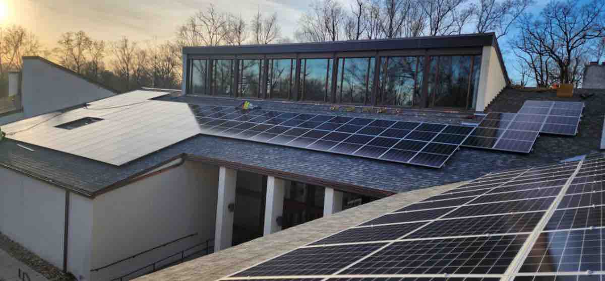 Closing out #EarthMonth strong with a shining impact! 🌞 Our efforts in Montgomery County have led to the installation of 6,776 kW of solar arrays, powering progress towards a greener, brighter future. Learn more about our impact: ow.ly/mMCQ50RsOL3