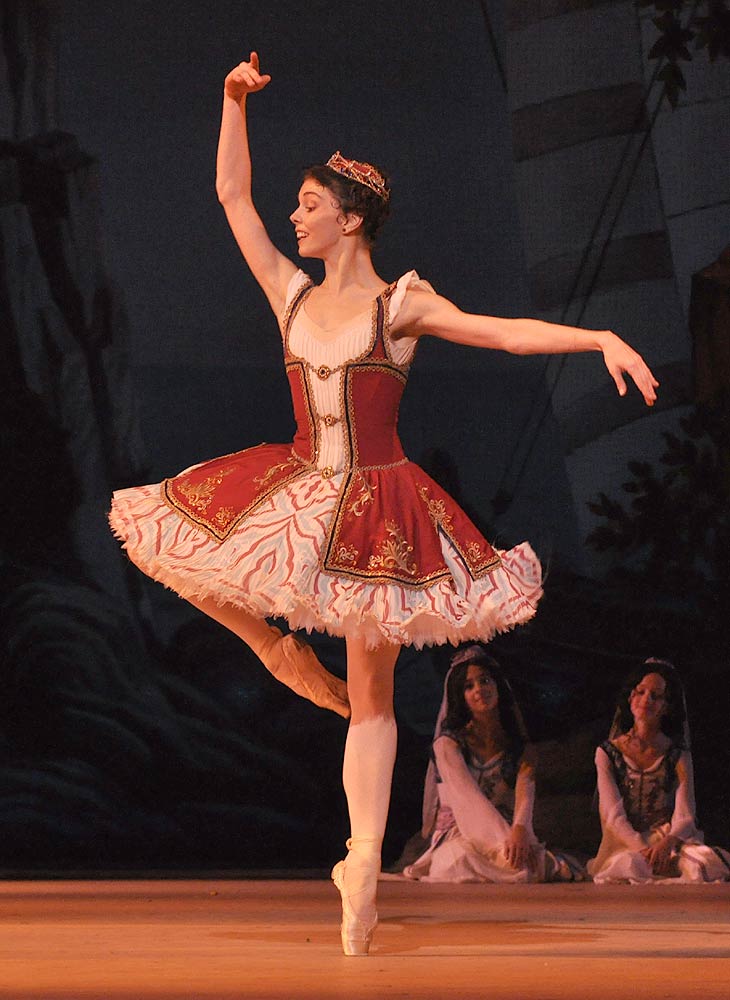 Hi everybody . I wish you a great #tututuesday in the 📷  Natalia Osipova as Medora in Le Corsaire from Bolshoi ballet company  📷  WordPress