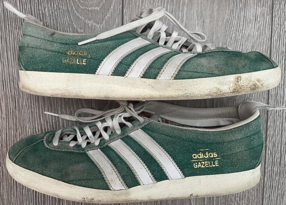 custom_casuals's tweet photo. 🍣⚪️ Not a bad two pair restoration! Love the contrast between these two tired pairs to how they look now! 👀 If you have a tired pair needing some attention get in touch! Thank you to everyone following incredible that almost 6300 of you are now following! 👟🧼🍋🎨✅🟢⚪️ https://t.co/uQ2fbRijBv