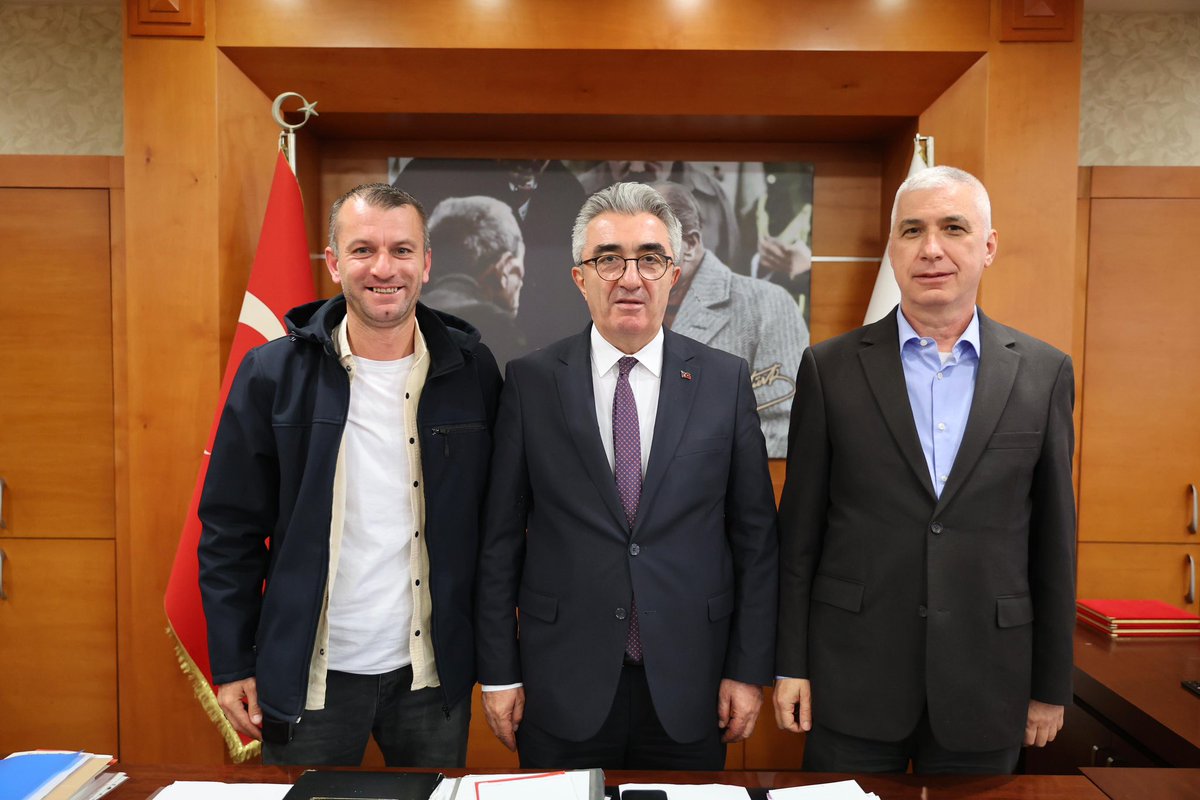 📌Hayırlı Olsun Ziyaretleri Şişli Belediyesi Temizlik İşleri Müdürü Sn. Efkan Yaşayan ve Şişli Belediyesi Temizlik İşleri Bölge Kontrol Yardımcısı Sn. İsa Revan’ı belediyemizde ağırladık. Nazik ziyaretleri ve güzel temennileri için teşekkür ediyor, çalışmalarında başarılar