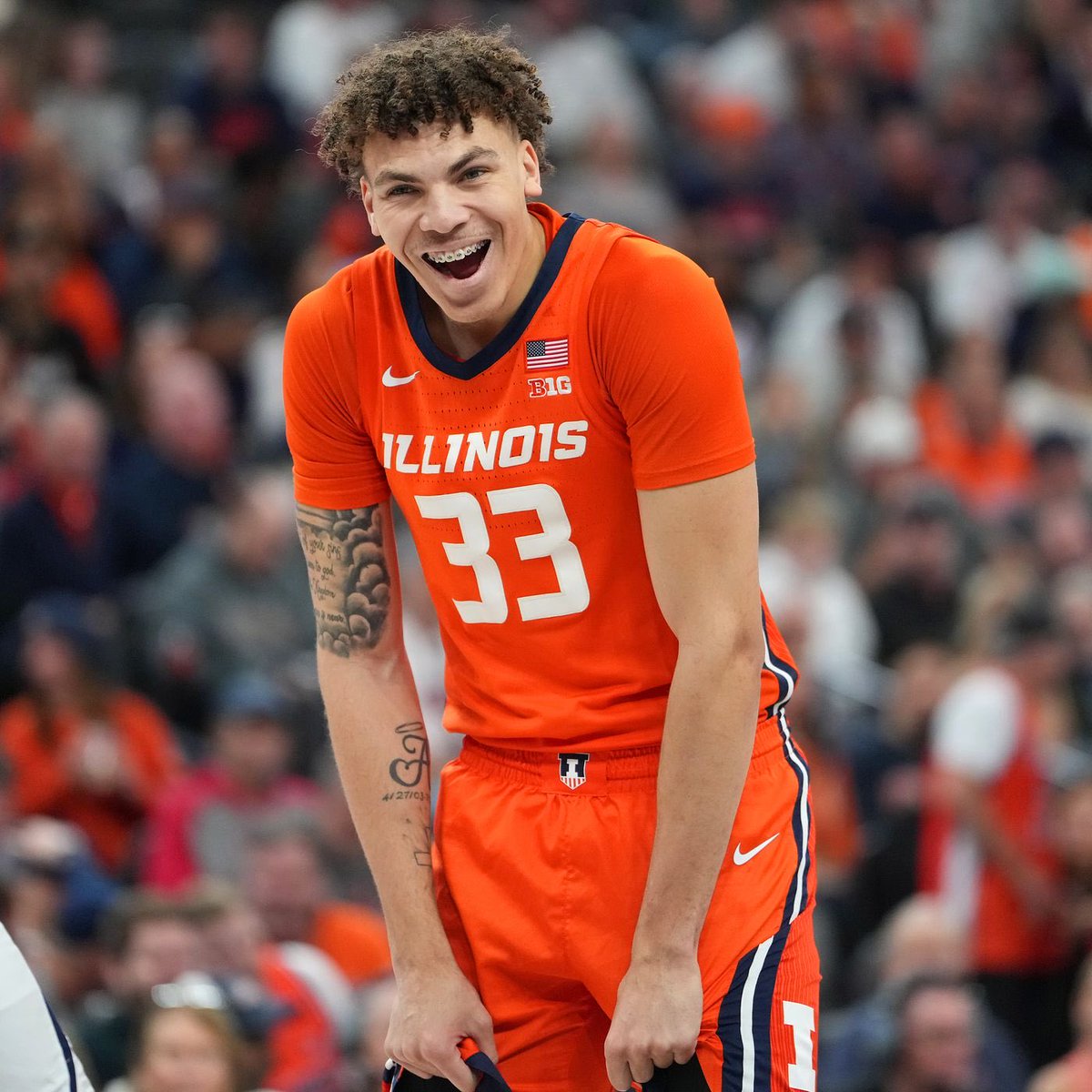 BREAKING: Illinois big man Coleman Hawkins will put his name into the transfer portal before tomorrow’s deadline. Hawkins averaged 12.1 PPG, 6.1 RPG, 2.7 APG, 1.1 BPG, 1.5 SPG and shot 37% from three. Played four years at Illinois.